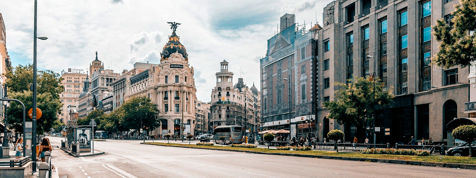 Inmobiliaria CME PENINSULAR en Madrid, venta de pisos en Madrid, alquiler de pisos en Madrid. Venta y alquiler de casas y pisos en Madrid. Inmobiliarias en Madrid